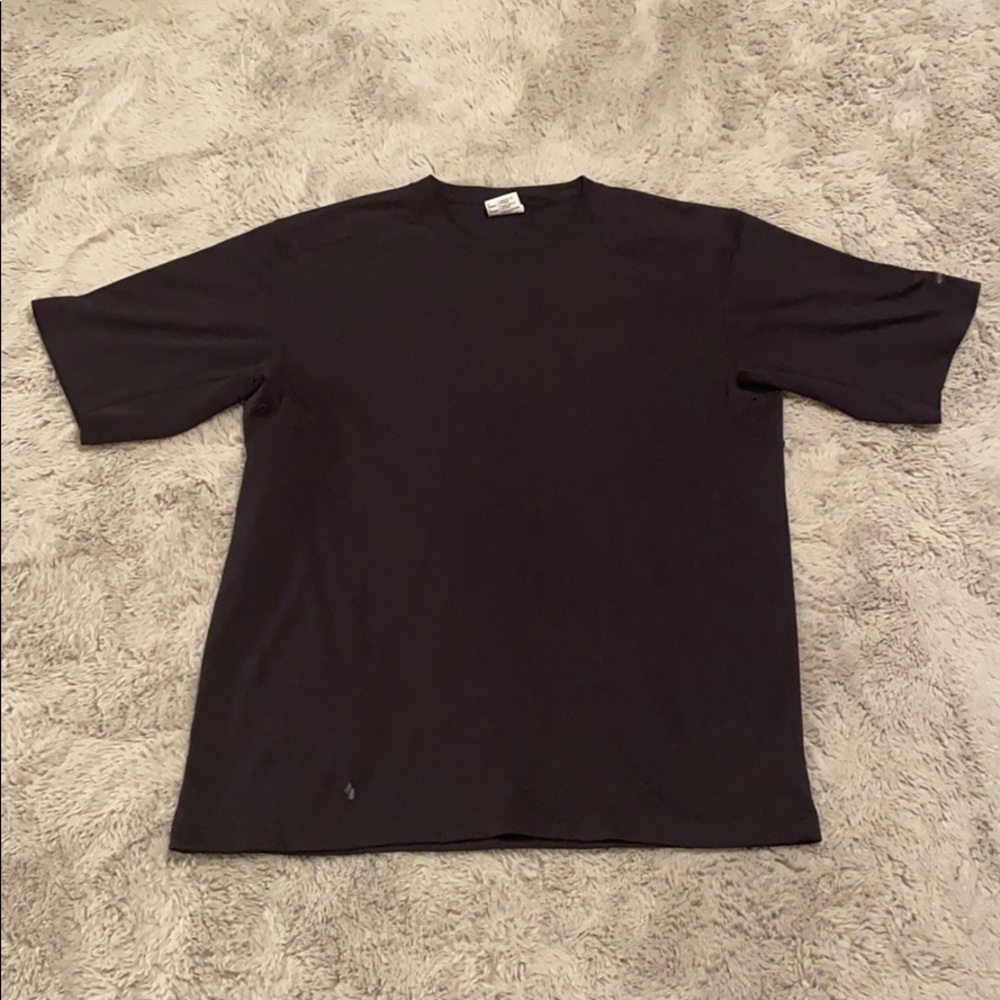 4/$10 COLUMBIA t-shirt